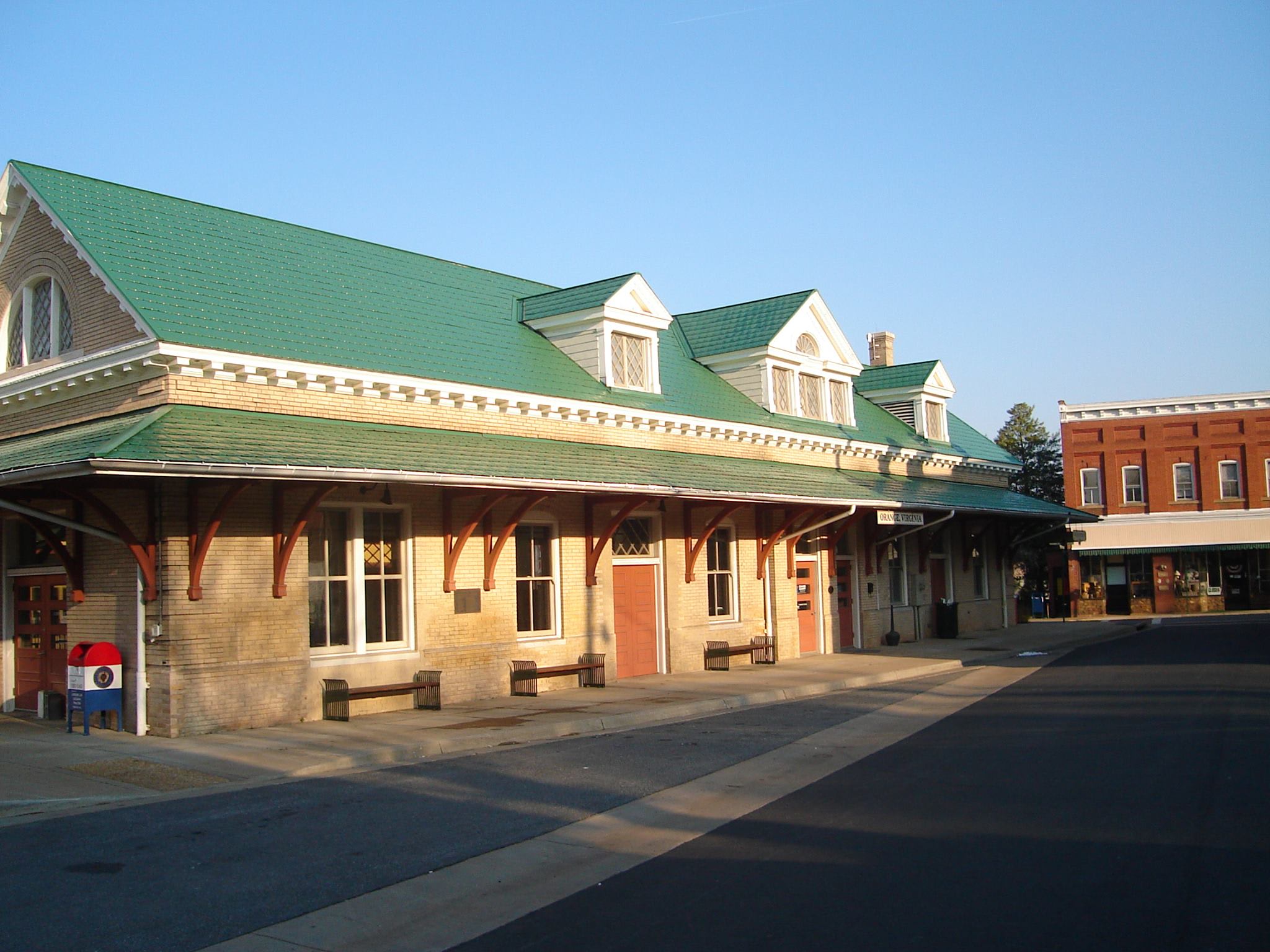 ORANGE LISTINGS inception-app-prod/ZWUwODk1ZDYtMzdmOS00N2VhLTk0ZmQtNjEwN2ZmZGY2MzEy/content/2024/08/d24299d14f560a3c6a21cbc846eb8c917e0314a6.jpg