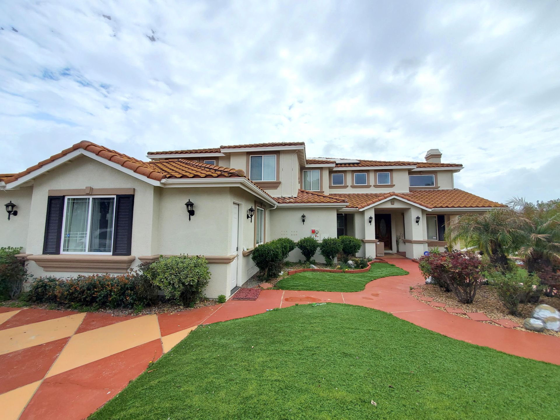 30975 Via Norte Front House