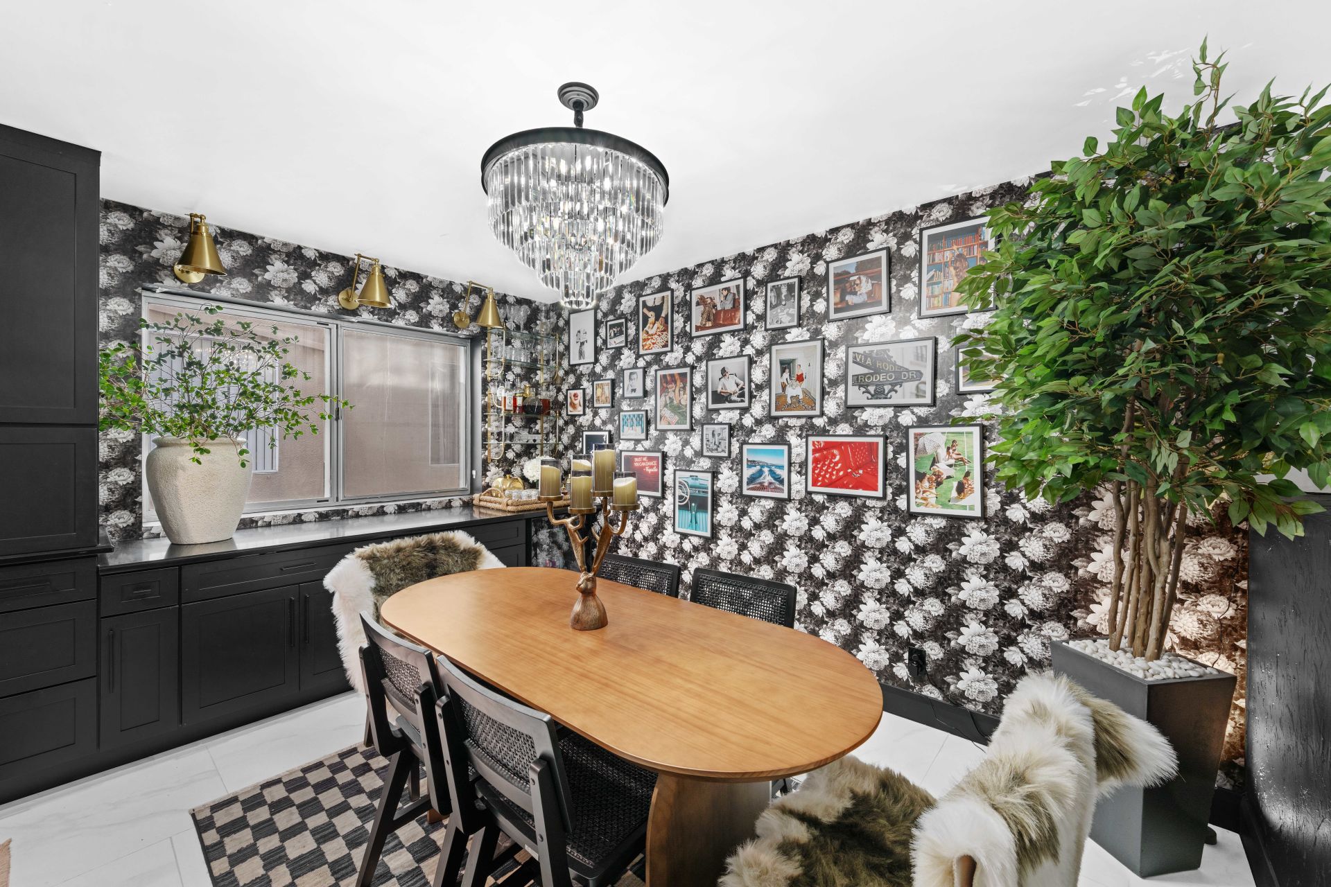 10911 Bluffside #18 - Dining Area