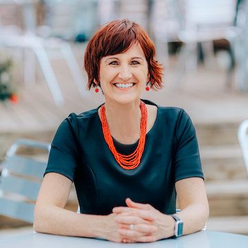 head shot of Jill Giese, CEO and Lead Agent