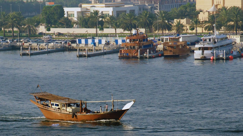Relaxed Gulf Coast boating scene for Father’s Day