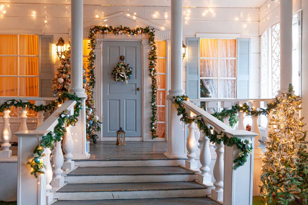 festive-themed-design-front-pathway festive themed design front pathway