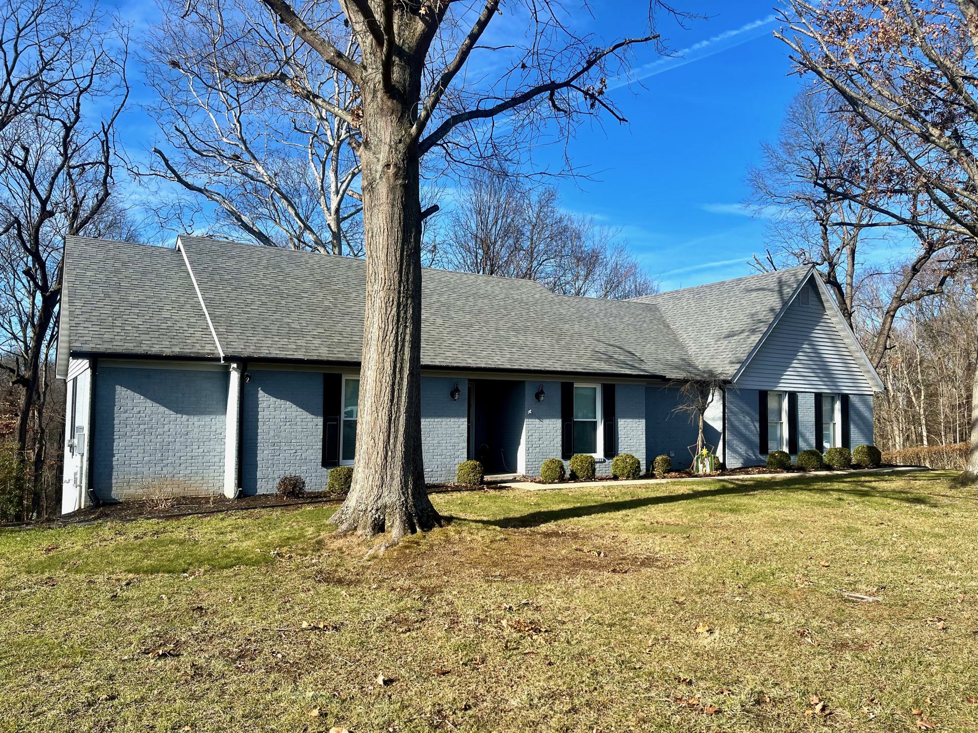 210 Woodline Dr, Somerset, KY 42503 Listing Price: $369,900 Sold Price: $348,000