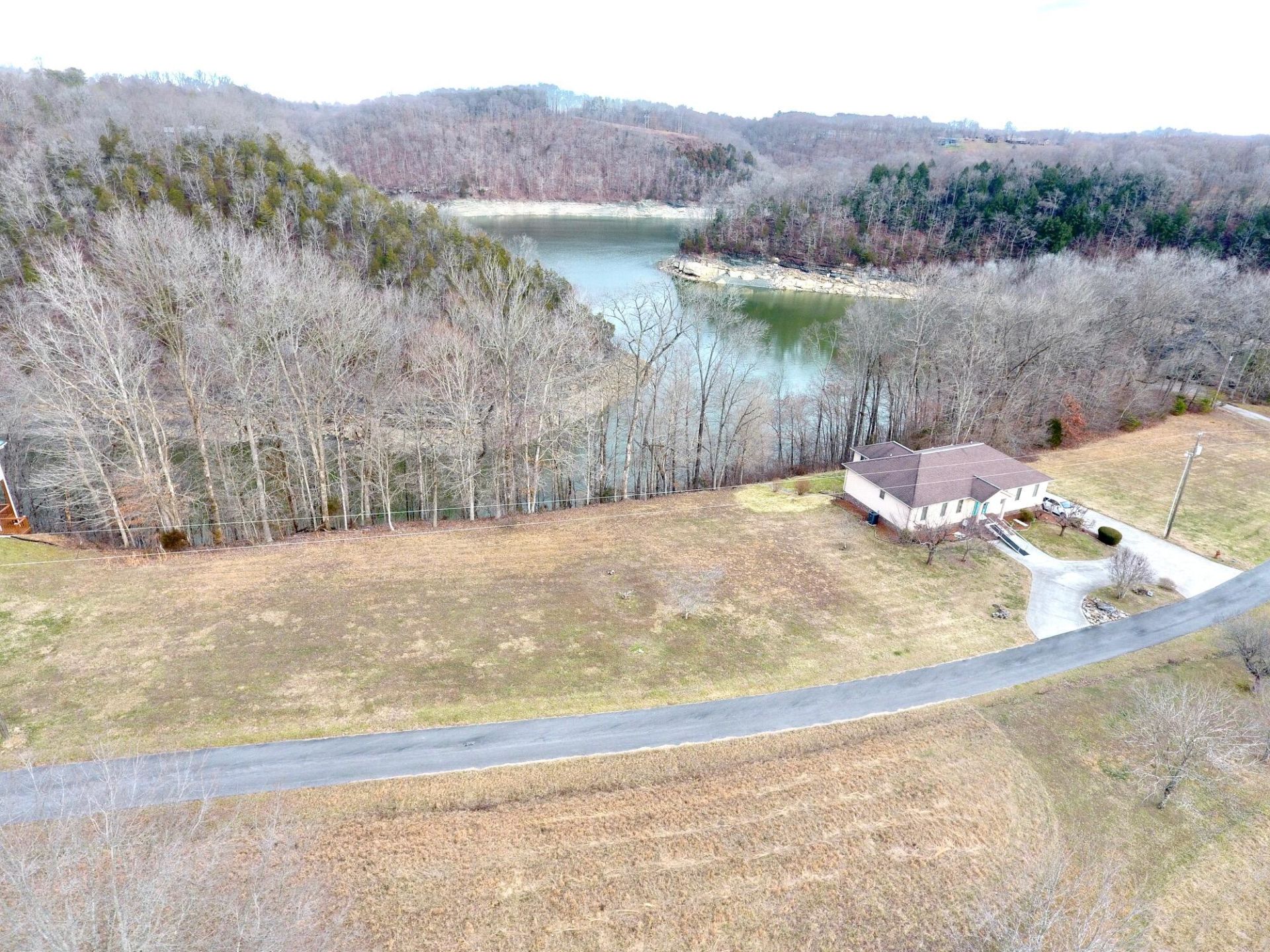 23 Laurel Rd Jamestown, KY