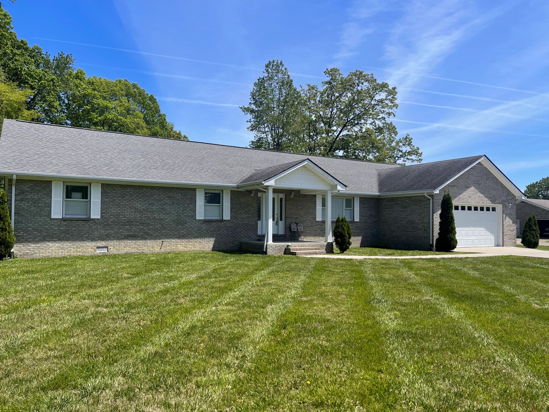 158 Roy Dr, Russell Springs, KY