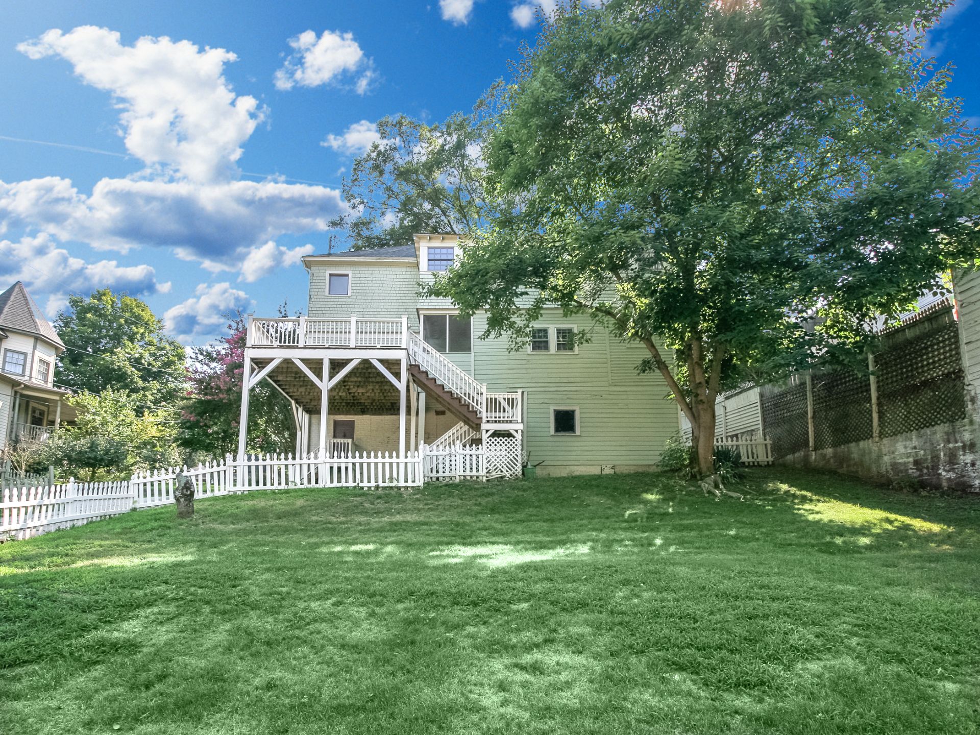 159 Union Street South, Concord