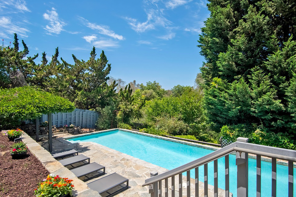 756 Val Sereno Dr 