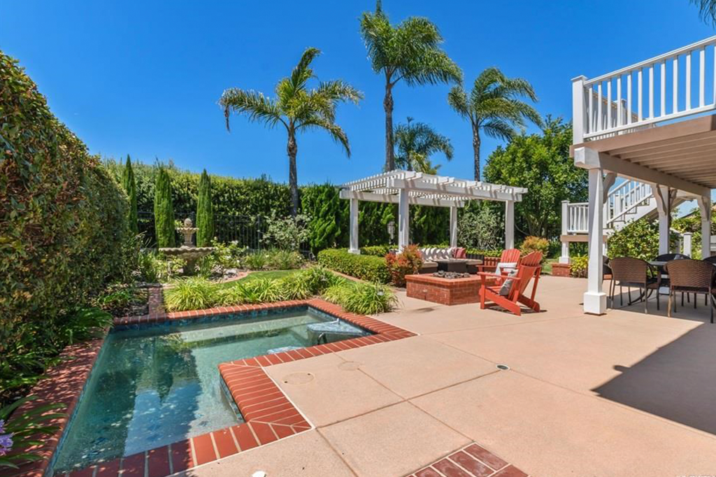 303 El Pedregal Dr