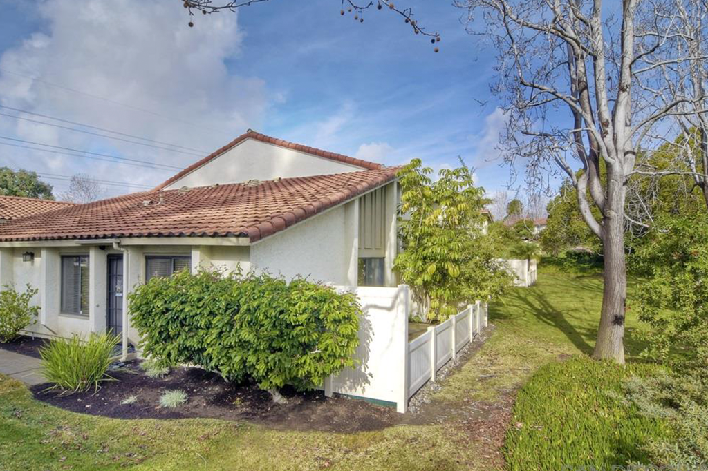 1986 Fairlee Dr