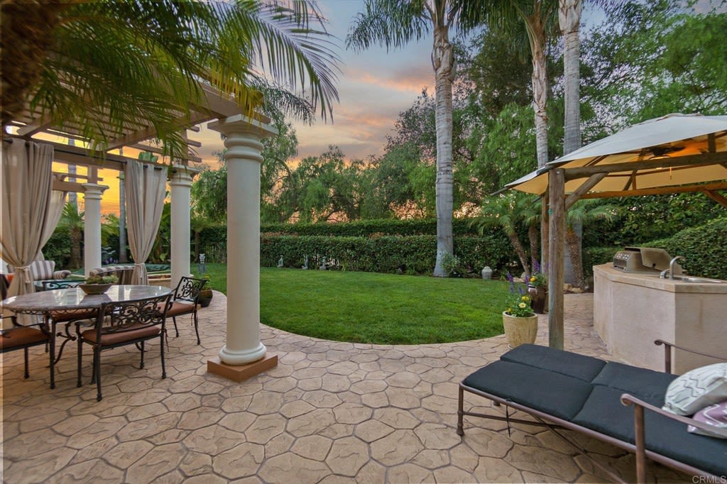 6275 Paseo Callado