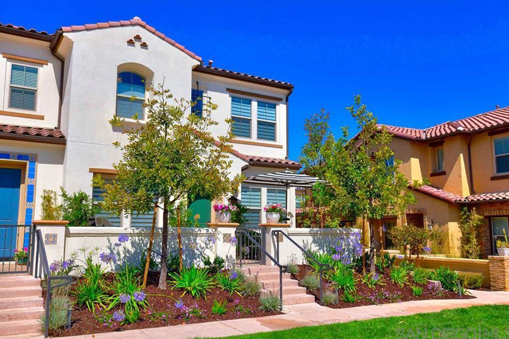 15936 Parkview