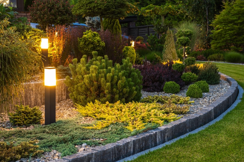 led-lamp-light-in-the-garden led lamp light in the garden