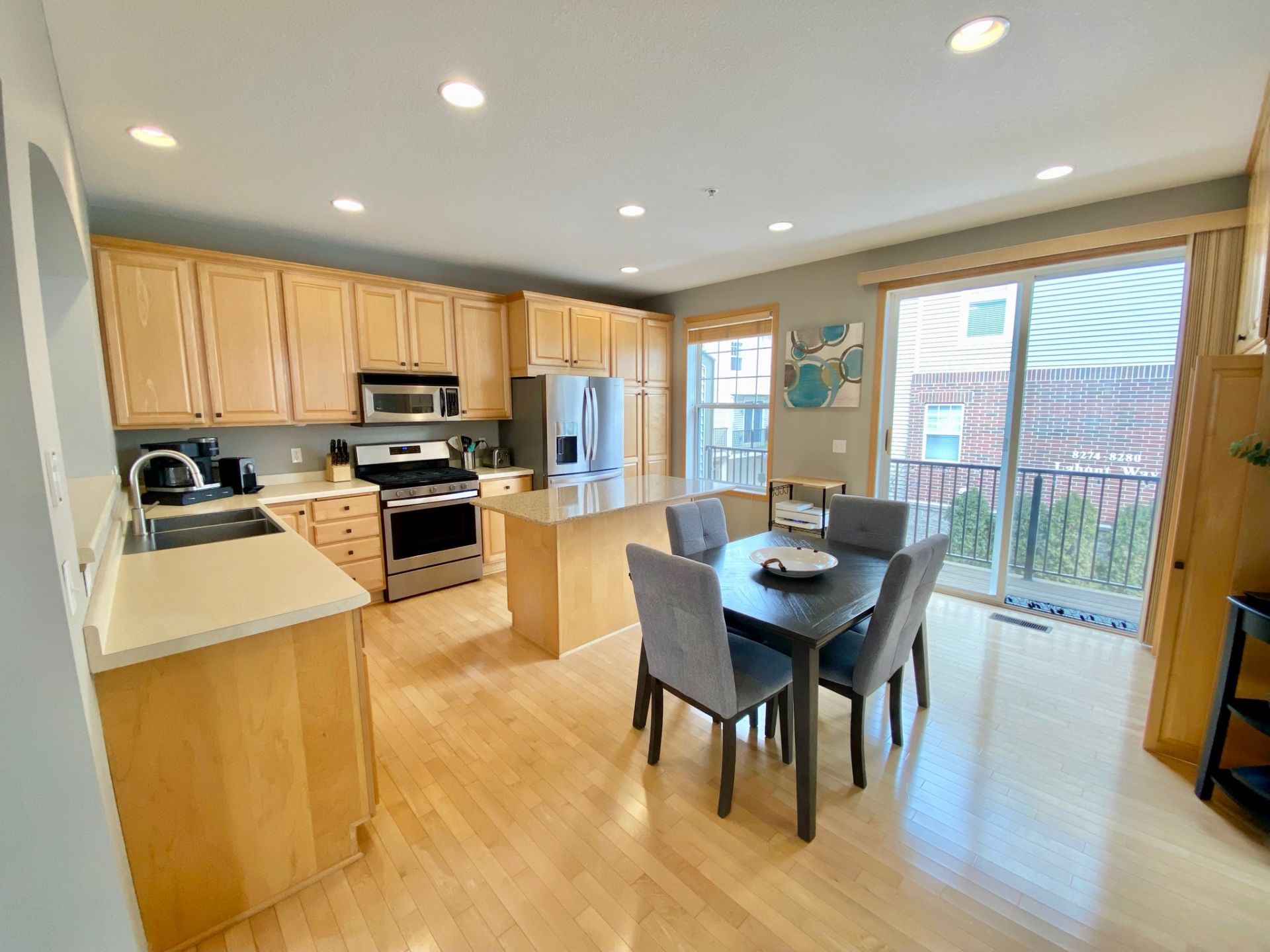 8250 Labont Way, Eden Prairie (3)