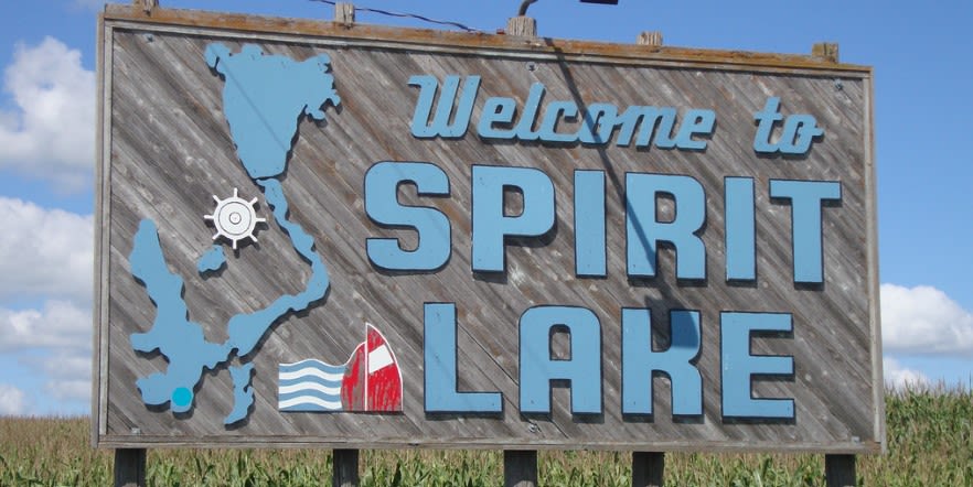 spirit lake iowa welcome sign spirit lake iowa welcome sign