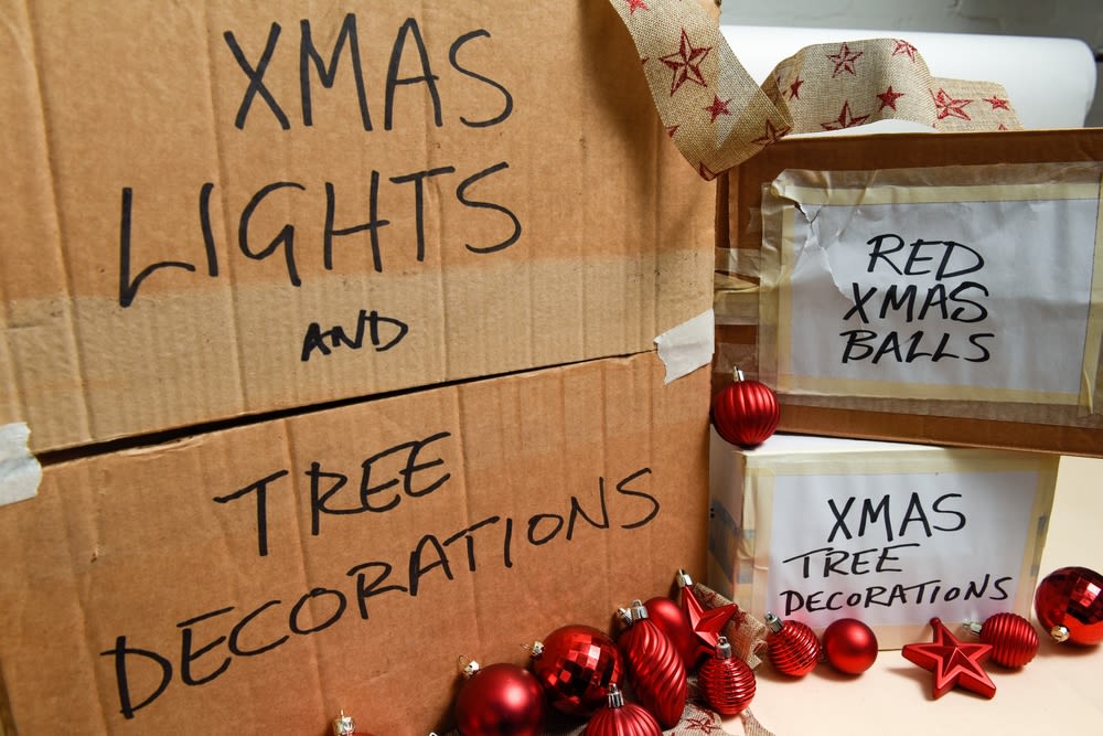 Upcycle-old-christmas-decorations Upcycle old christmas decorations