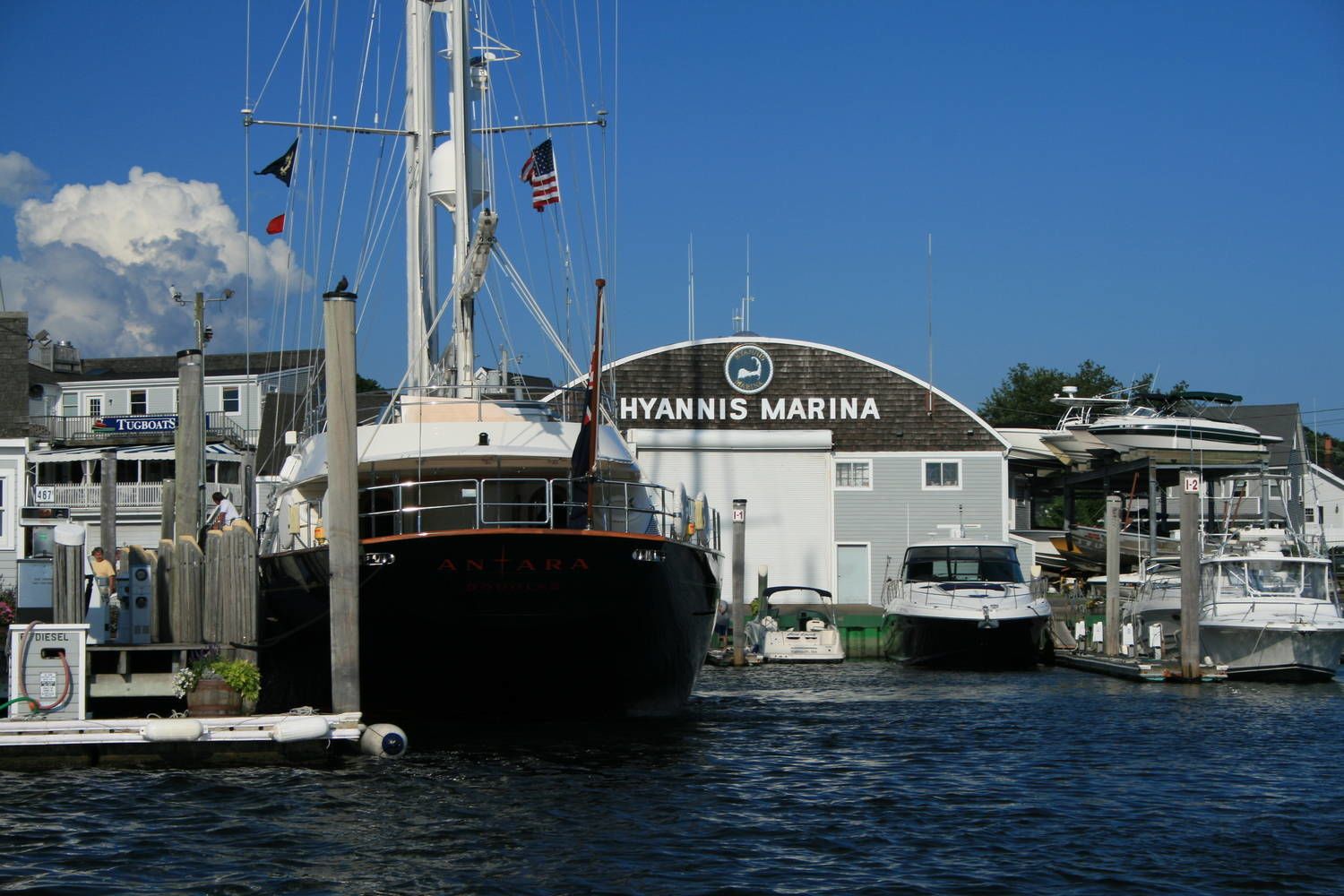 Hyannis Marina