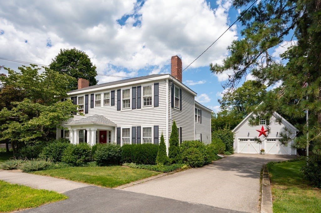 210 Union St