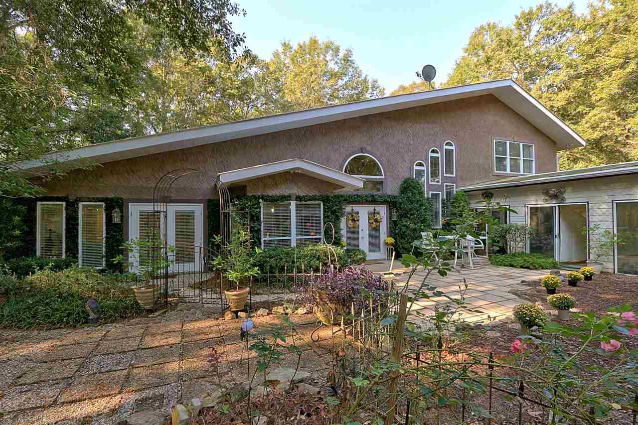 Contemporary Style Home