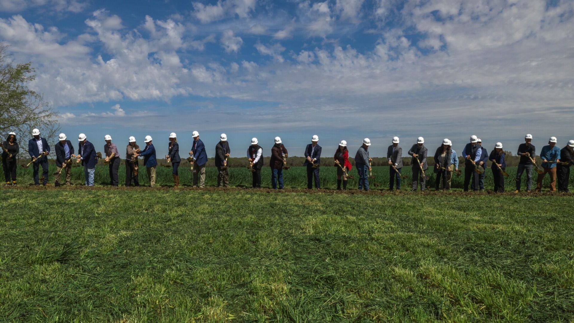Ground Breaking on Forest Brook Estate in Paris Texas