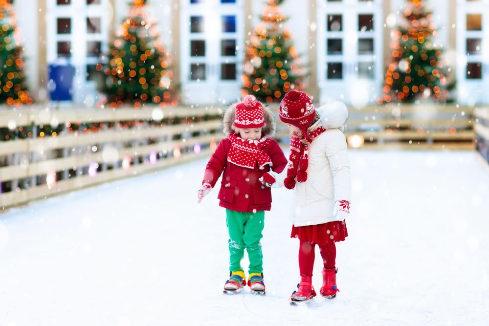 Indoor-Holiday-Themed-Scavenger-Hunt Indoor Holiday Themed Scavenger Hunt