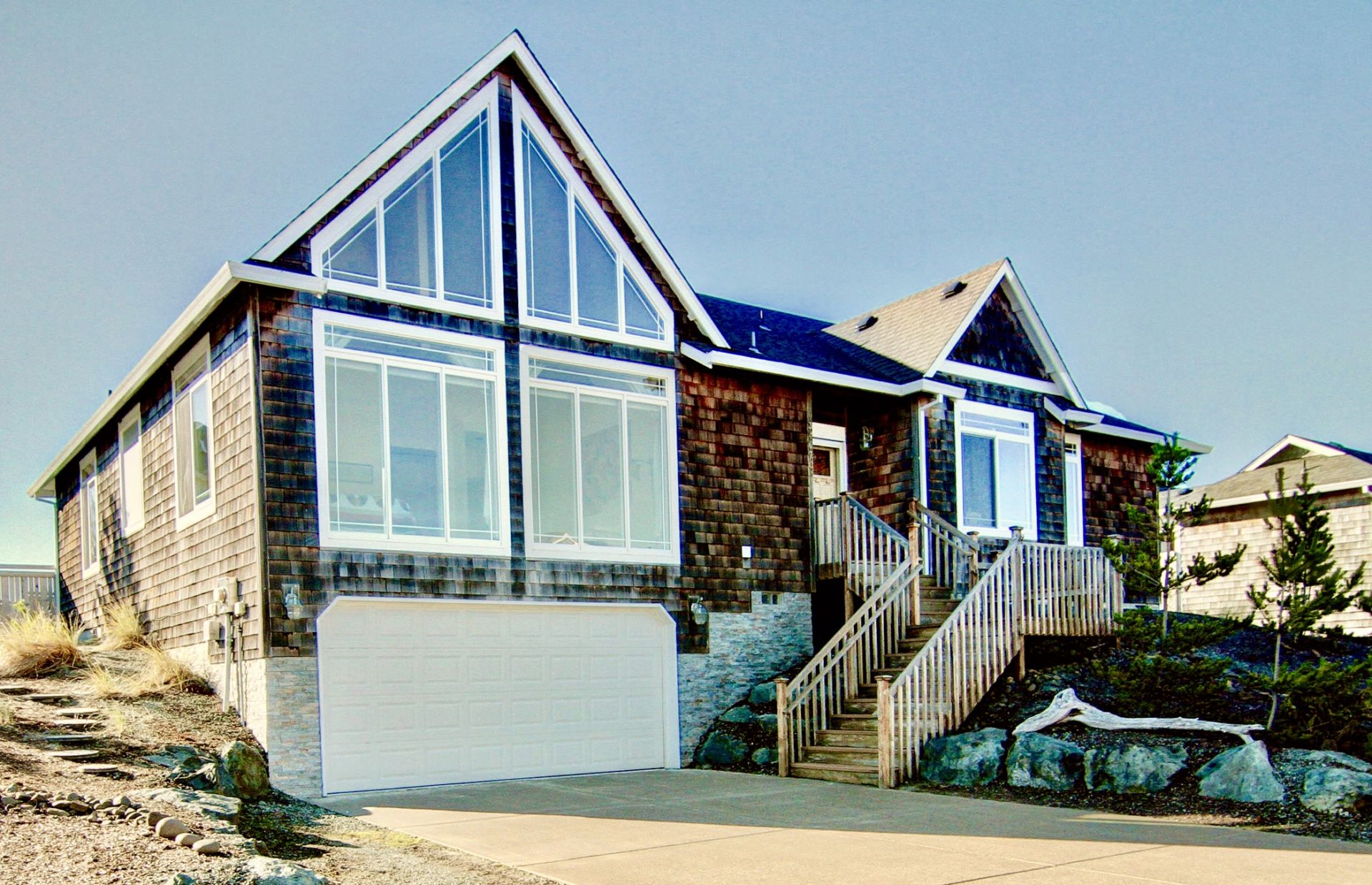 Loads of light in this sweet Pine Ridge Home