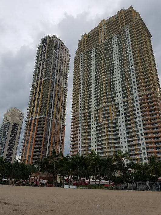 Acqualina from the Beach
