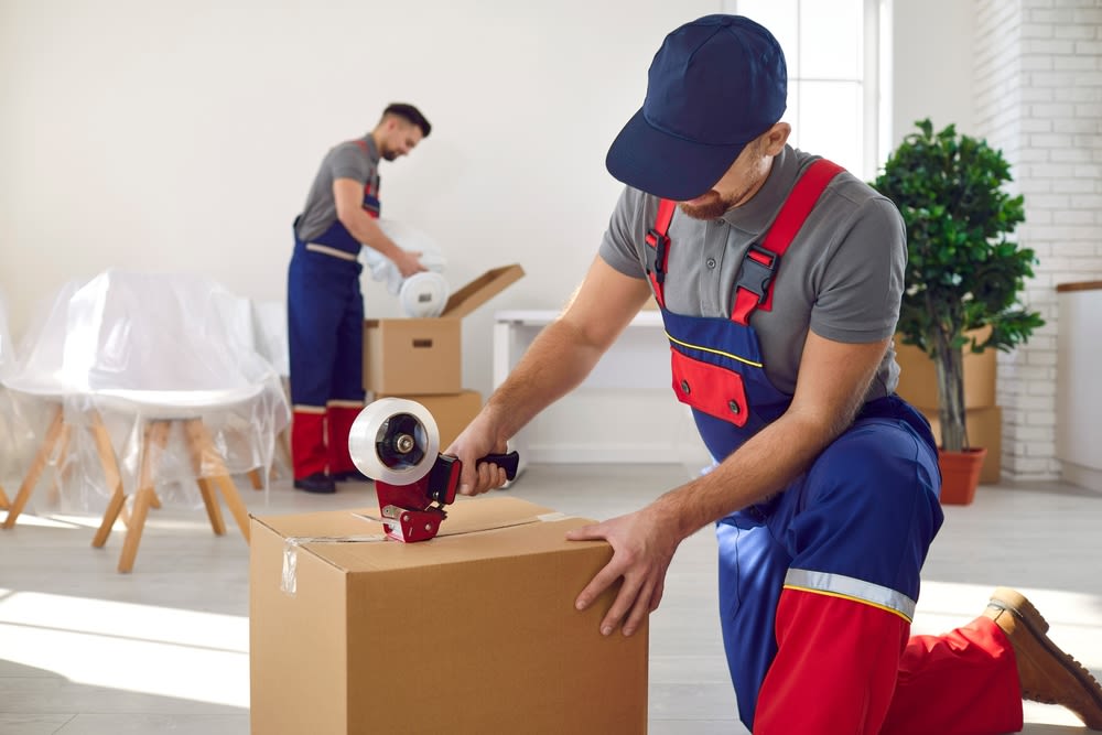 Year-End-Bargains-on-Moving-Expenses Year-End Bargains on Moving Expenses