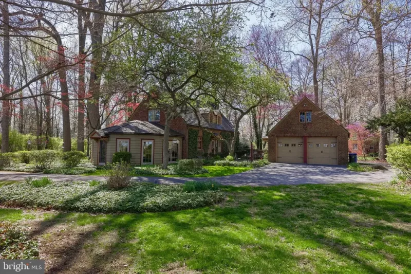 Featured Off-Market Home