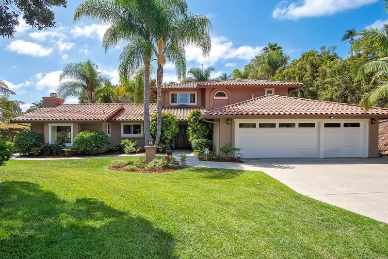 2211 Running Spring Pl