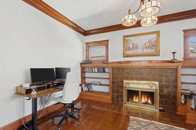 1400 S 1000 E Living Room 3 Vintage 9th and 9th home for sale