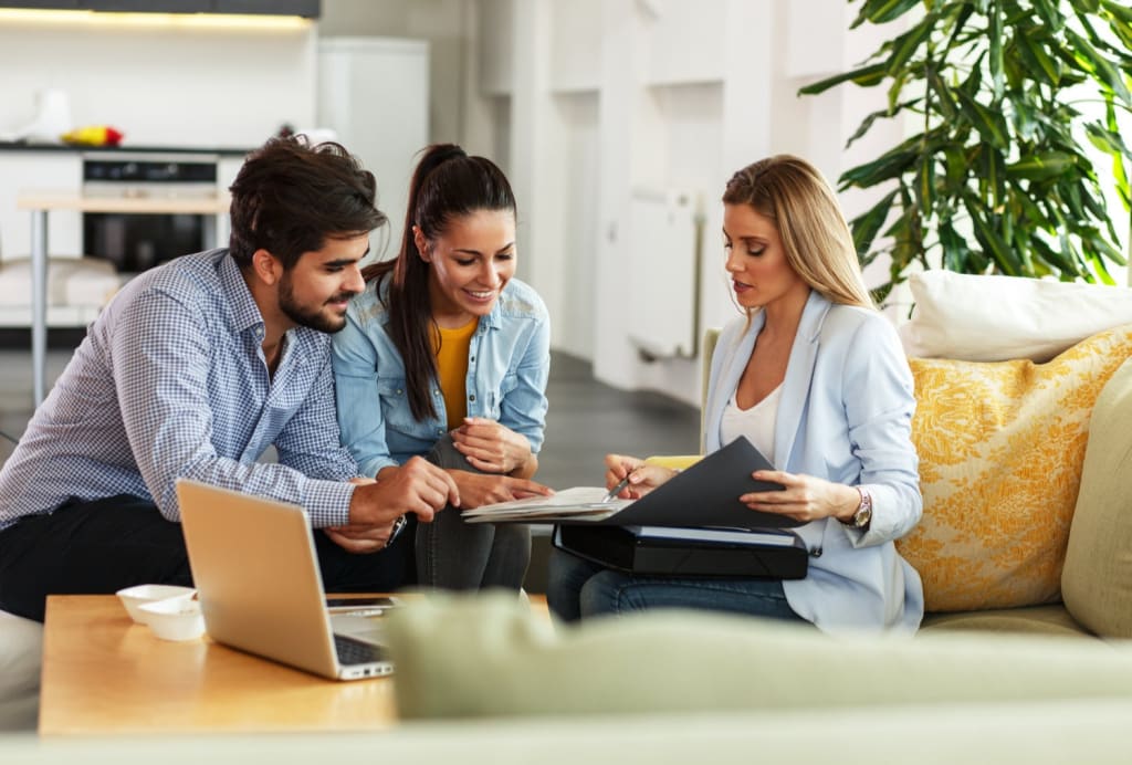 What Does a Buyer's Agent Actually Do? inception-app-prod/NDQ5M2IzYzktMTFmOS00MDFlLTg1YjktNzA0MzljZDcwNmY3/content/2020/07/buyeragent.jpg