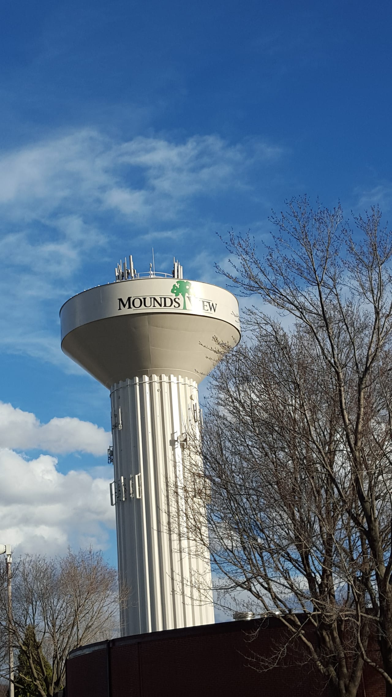 Mounds View New Construction Homes inception-app-prod/NDRkOWQ0NmUtZTM1Yi00MzU1LTllMjctYzEzNzg4NDFiZGVi/content/2021/02/monds-view-water-tower-2.jpg