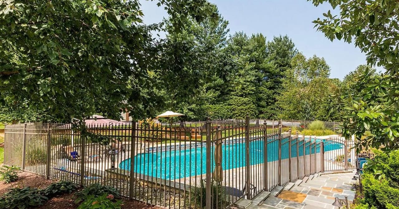 Homes For Sale with Swimming Pools inception-app-prod/NTBmZTc1MmItNWRkZi00MWQzLThkMWMtMWYwNzc2YjIzODhi/content/2020/12/brunner-group-pool-listings-image-1200x630.jpg