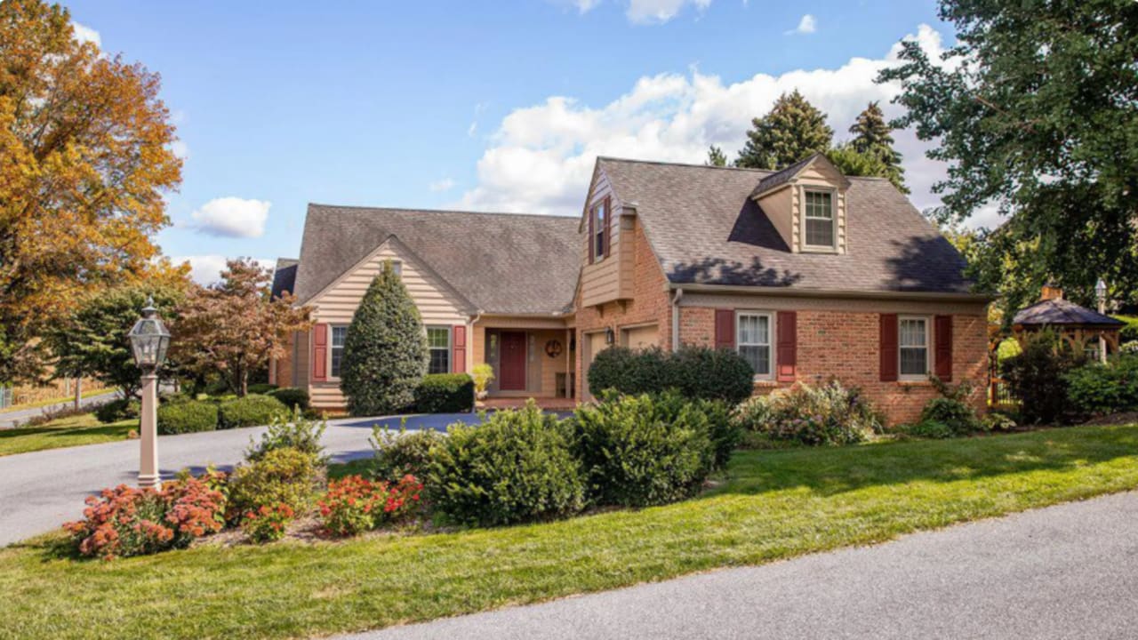 Homes For Sale in Manheim, PA inception-app-prod/NTBmZTc1MmItNWRkZi00MWQzLThkMWMtMWYwNzc2YjIzODhi/content/2021/10/03e4d4b4d1e24bb7e641c990e1e187dfa7804329.png