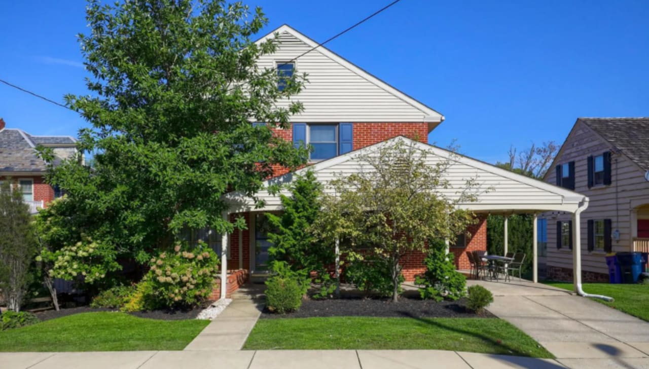 Homes For Sale in New Holland, PA inception-app-prod/NTBmZTc1MmItNWRkZi00MWQzLThkMWMtMWYwNzc2YjIzODhi/content/2021/10/540bea13989db2eb4b2a3989f97ed73e4b3563fd.png