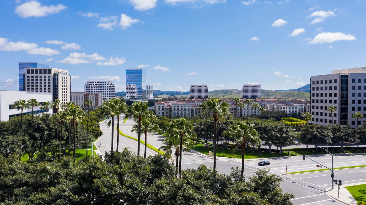 Irvine inception-app-prod/NjQ5ZWI5MTktMzJkNC00YWM3LTkxZWMtZDQ2NGQwMGVjNGU0/content/2021/03/shutterstock1711551946.jpg