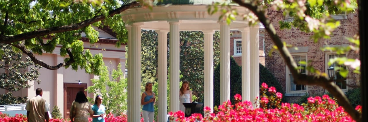 Chapel Hill inception-app-prod/Y2I4NTQ5ZjEtYTc0Zi00ODAyLWJhNzUtNDYzYTU5MTJlNjdm/content/2021/03/chapelhill-northcarolina.jpg