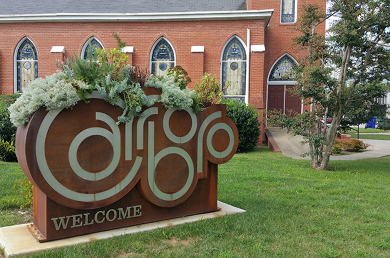 Carrboro inception-app-prod/Y2I4NTQ5ZjEtYTc0Zi00ODAyLWJhNzUtNDYzYTU5MTJlNjdm/content/2021/09/Carrboro-Sign-620x410-4b13e3805056b3a_4b13e486-5056-b3a8-49e45d6a107c5756.jpeg