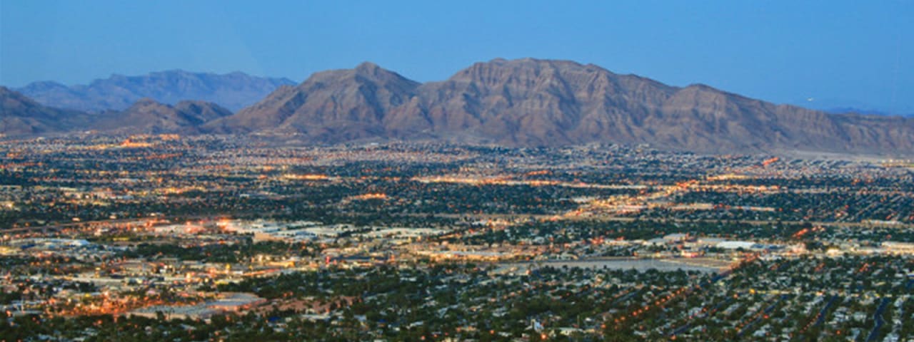 Las Vegas inception-app-prod/ZDY1Mzk0YzktMzMxNy00ZjI5LTgxMTEtMzYxYzZkOGZmM2Jj/content/2017/03/Vegas valley-3.jpg