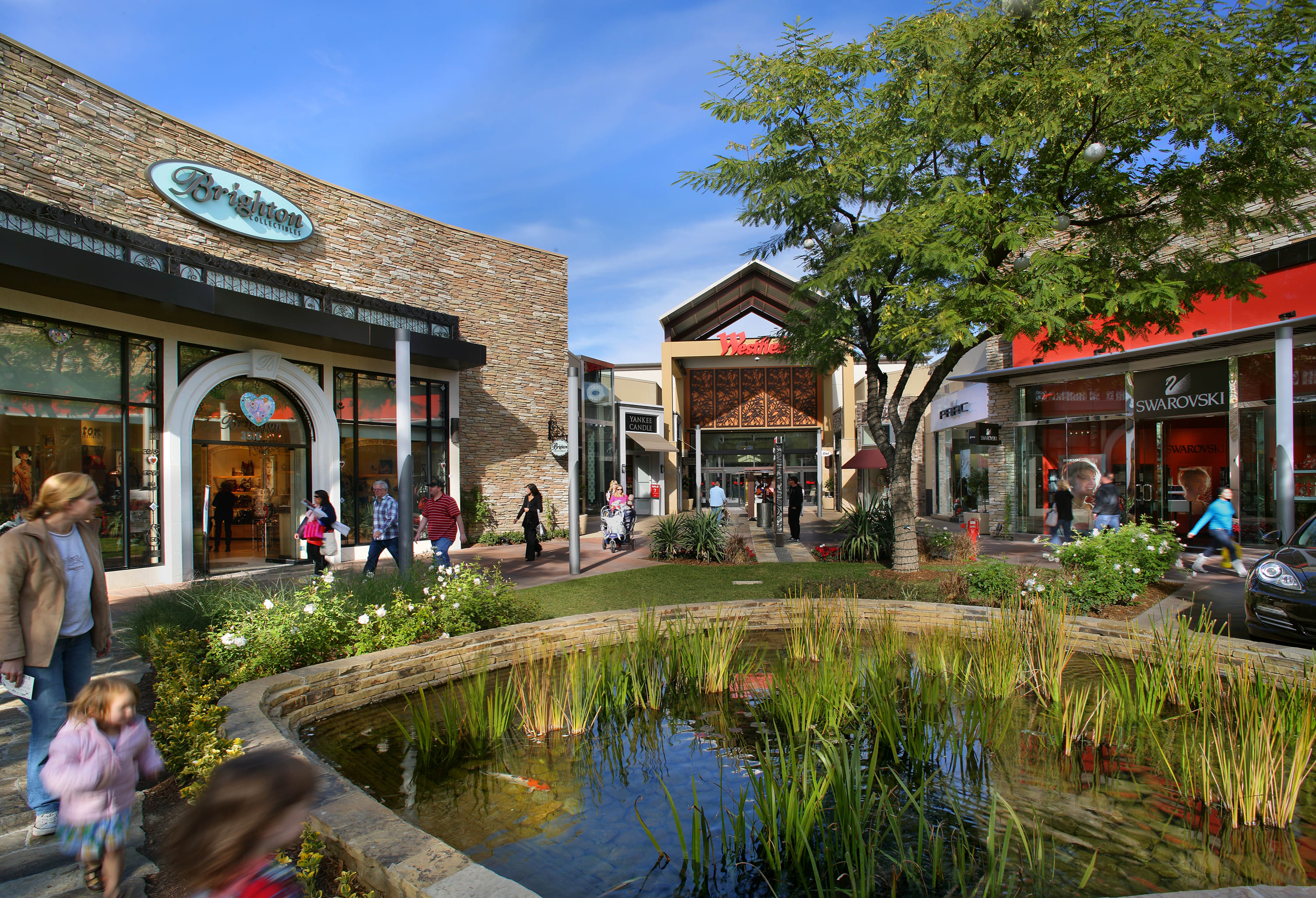 Santa Clarita Valley inception-app-prod/M2E3NmVlYzgtNzdjZi00OTBkLTkwZTEtZmM3ZmY1NDZlNGI1%2Fcontent%2F2016%2F01%2FWestfield-Pond%5B1%5D.jpg