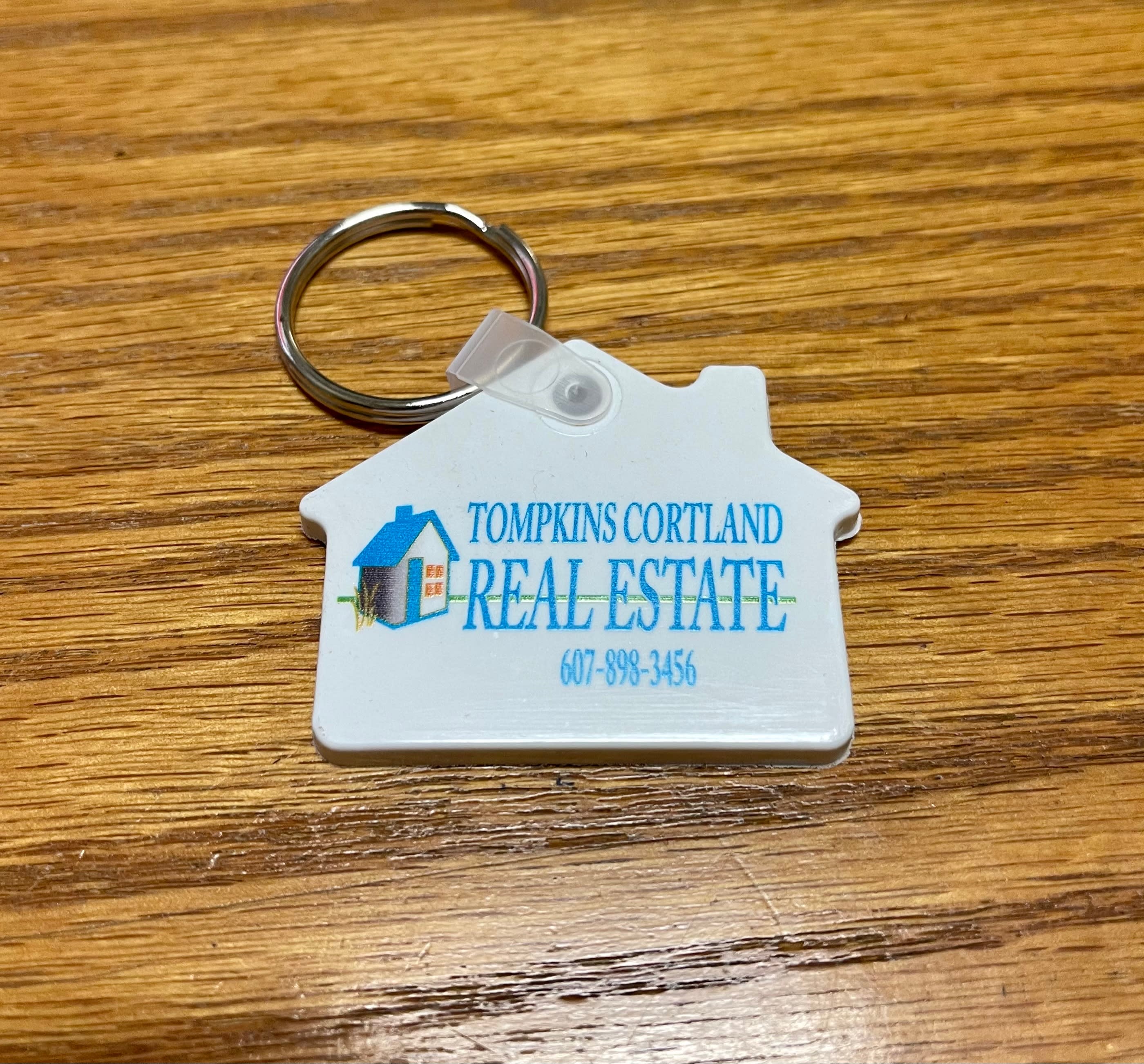 To Sell or Not to Sell...That is the Question! inception-app-prod/NjIzOGE5ZWItN2Q5Yi00Y2UxLTk4Y2YtODg2NGM5Zjg1OTIw/content/2020/12/tompkinscortlandrealestatekeychain-2.jpg