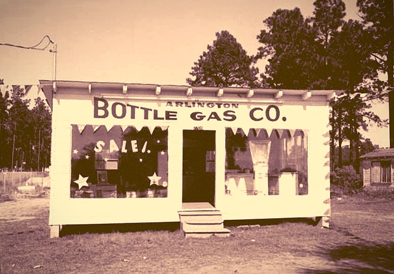 Arlington inception-app-prod/NjQzZWI1MGYtMjg5My00ZDRjLTkzODQtMWI2ZTc2ZjgyNDAz/content/2021/06/arlington-bottle-gas-co-jacksonville-1960.jpg