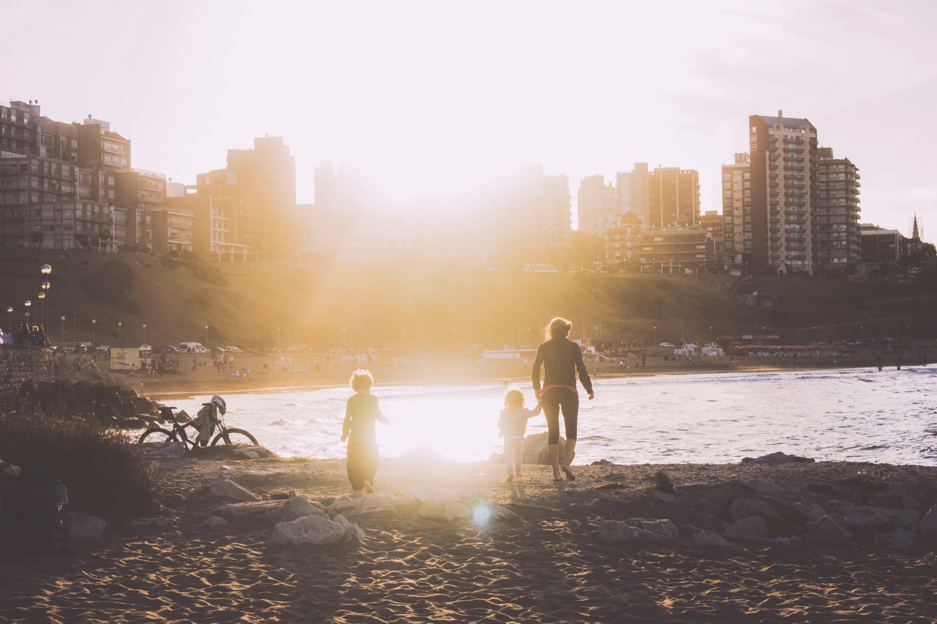 Family heaven inception-app-prod/ODEyNGZlMDMtNWI2YS00NDIzLTg3YWUtZWQxMDZjZmQ3OWUx/content/2019/12/familyheavenmain.jpg