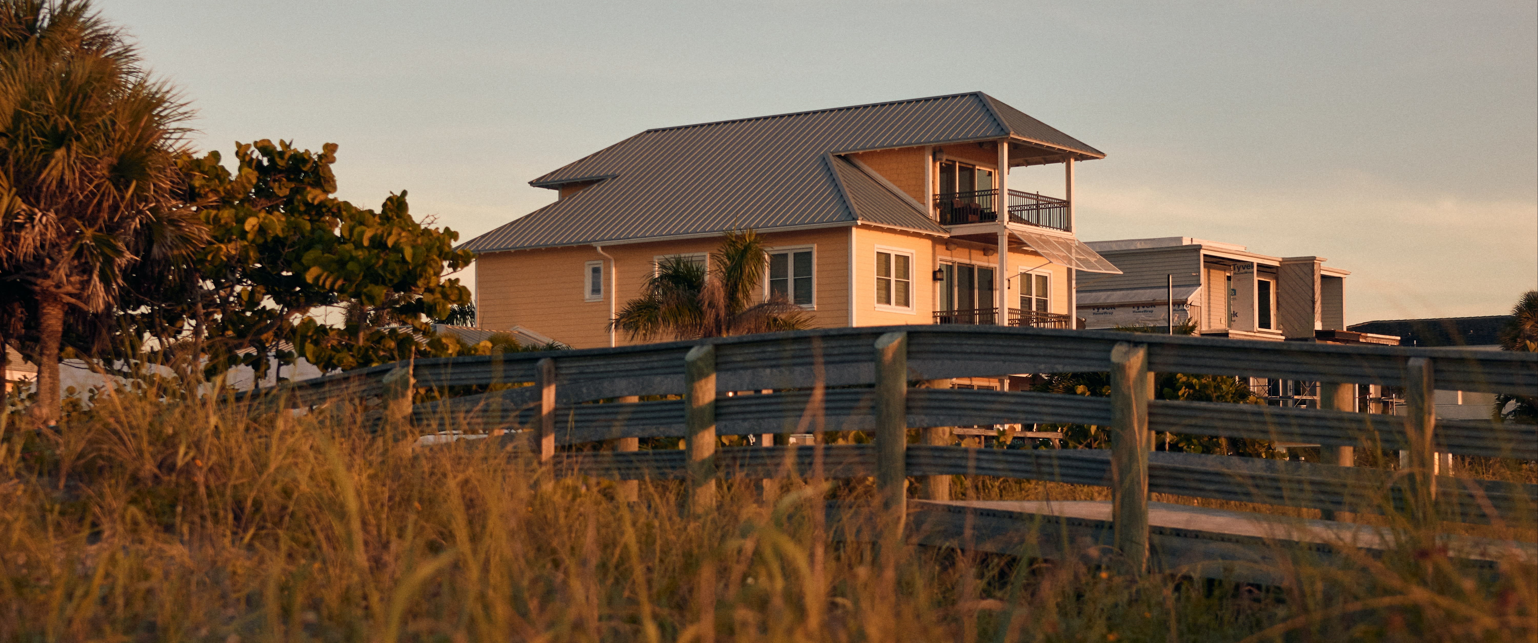 Indian Rocks Beach inception-app-prod/ODVjMjc0NzktODE5My00NDk0LTgwMDgtNWQ5NzA1ODRjOGU2/content/2020/09/qpro-3ynsf8xckc-unsplash.jpg