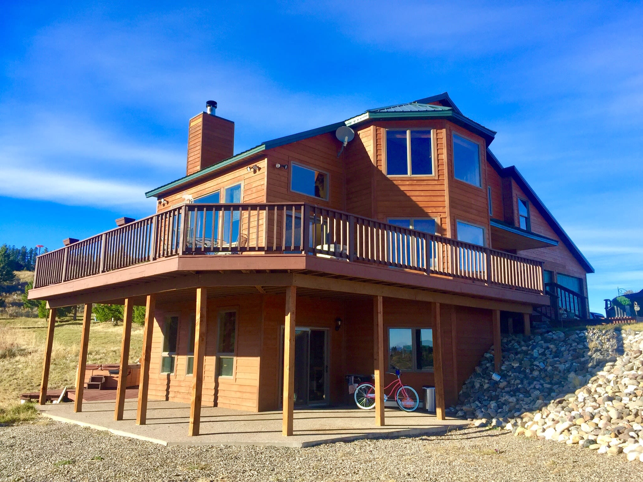 Manhattan MT Homes for Sale inception-app-prod/ODczNDk2MmUtZjIyMi00NDc3LWI2NGItOWRmN2RhMDMxZjEz/content/2018/10/9A319D7E-F8FE-4342-9DF0-BC18FCD4C624.jpeg