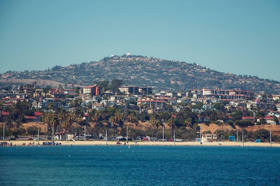 San Pedro Homes inception-app-prod/OWRkODMyNjAtNWNjNS00NWQwLWEzMjMtMjQ4Y2Q0MThlMjE3/content/2020/06/cabrillobeach-sanpedro.jpg