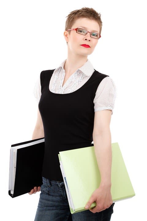 15 Signs Itâs Time To Hire A Real Estate Assistant inception-app-prod/YjA1ZjUyMTItZDAzNC00ZDg0LWJiYmUtMWM2YmQ0NWEzYjIz/content/2020/03/assistant-2.jpg