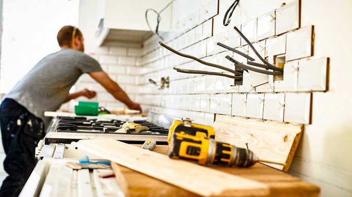 Should You Do Home Upgrades Now ... or Right Before You Sell? inception-app-prod/YzMzMzU0MjItZTAwMS00MTE1LWI2NTQtYjAyZDBhM2MwYjRh/content/2019/06/0ba7af32f4d51151246679abba2a2defw-c0xd-w685_h860_q80.jpg