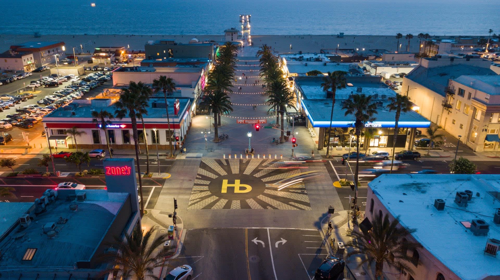 Hermosa Beach inception-app-prod/ZTJkN2ZlZGItMTM0Mi00MjhmLWE3ZTctYjYzMjUyNzVmMzFi/content/2020/12/637008834449770000.jpeg
