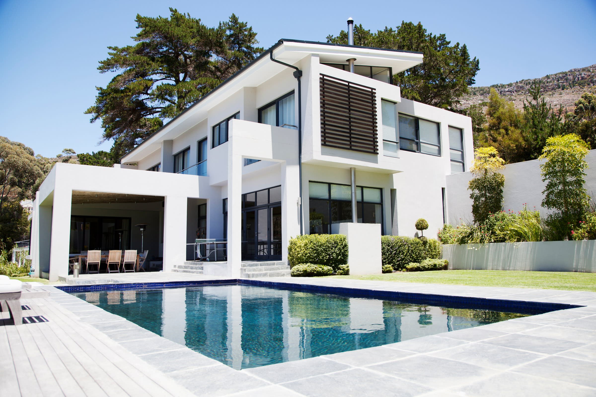 Featured Pool Homes inception-app-prod/ZjE1NzU2ODYtYTAxZS00MWQ5LWFmMzUtNTlmNjRmZjUyMWIz/content/2020/09/screen3x.jpg